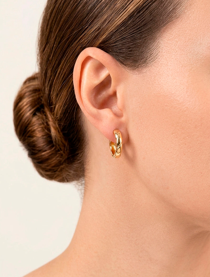 Brinco Argola Lisa Banho Ouro 18K