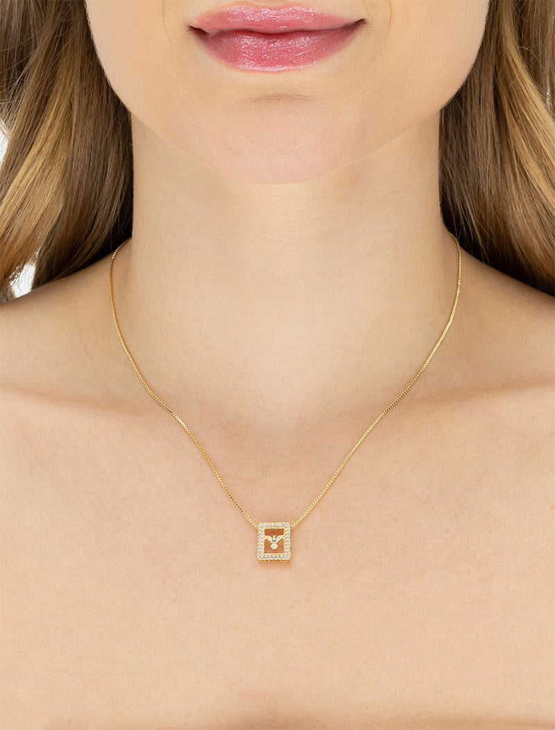 Colar Espírito Santo Cravejado Banho Ouro 18K Zircônia