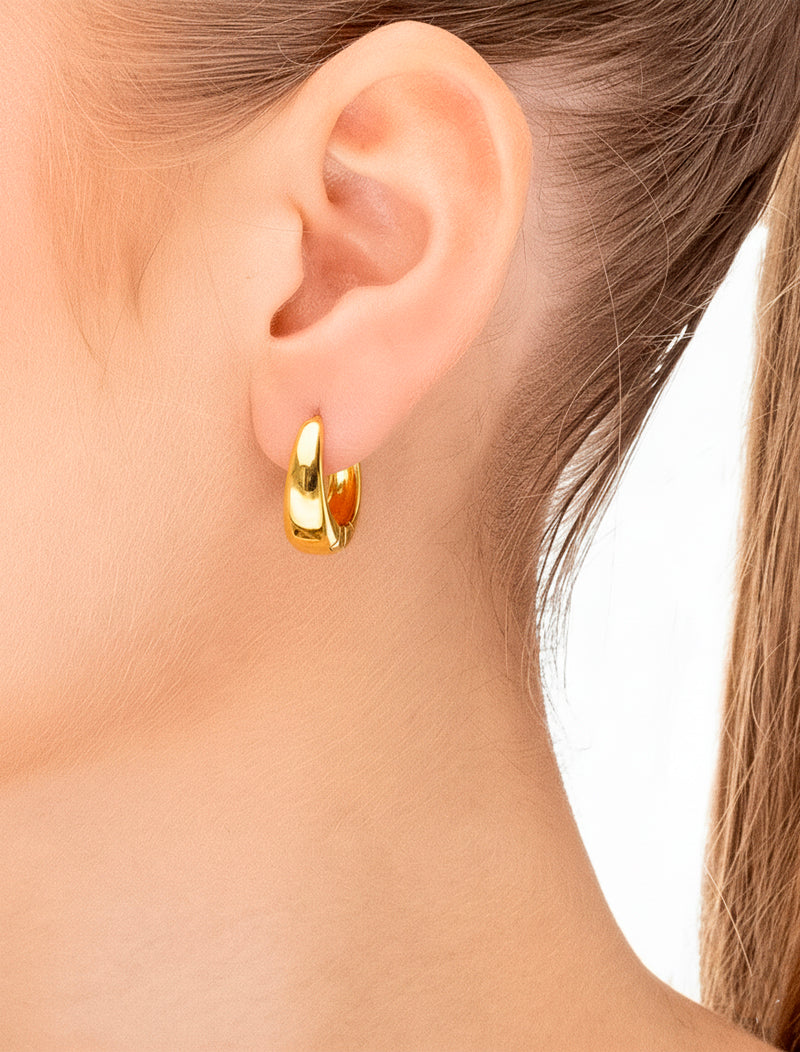 Brinco Argola Click Oval Lisa Banho Ouro 18K