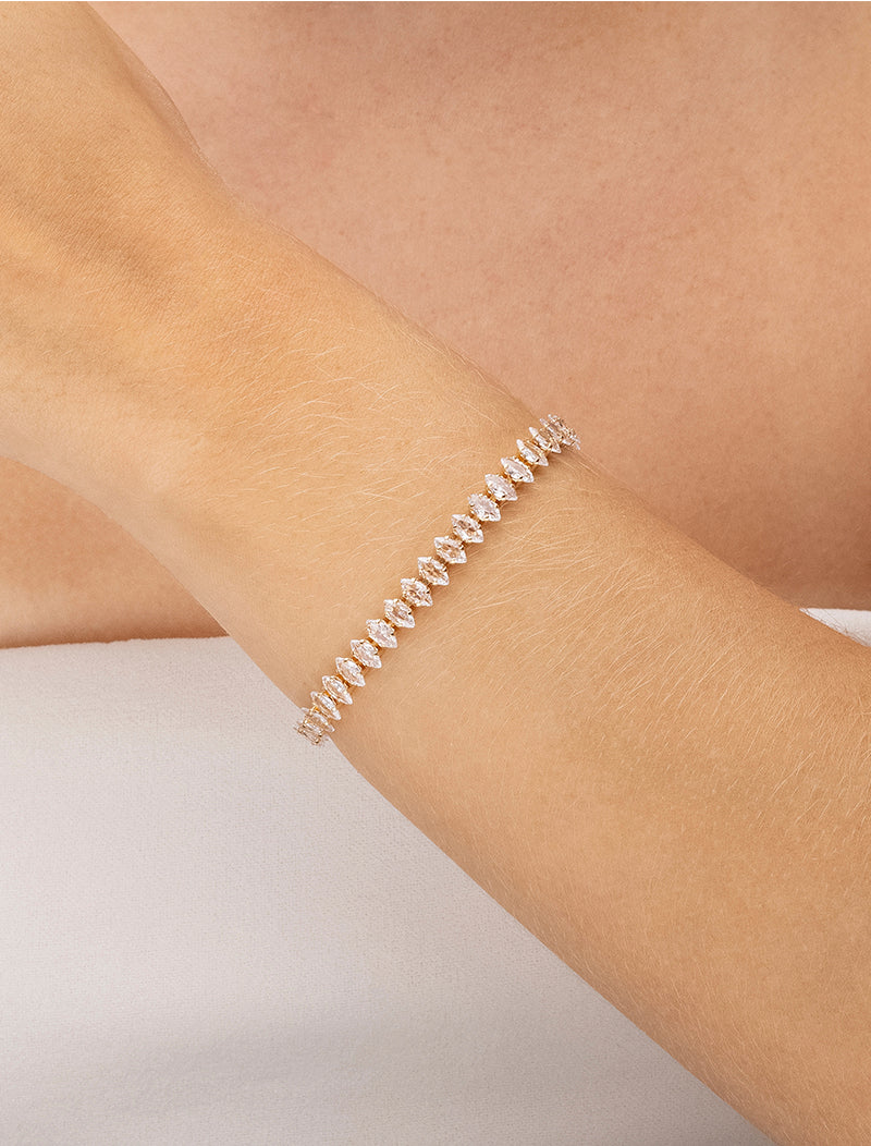 Pulseira Fileira Navetes Banho Ouro 18K Zircônia