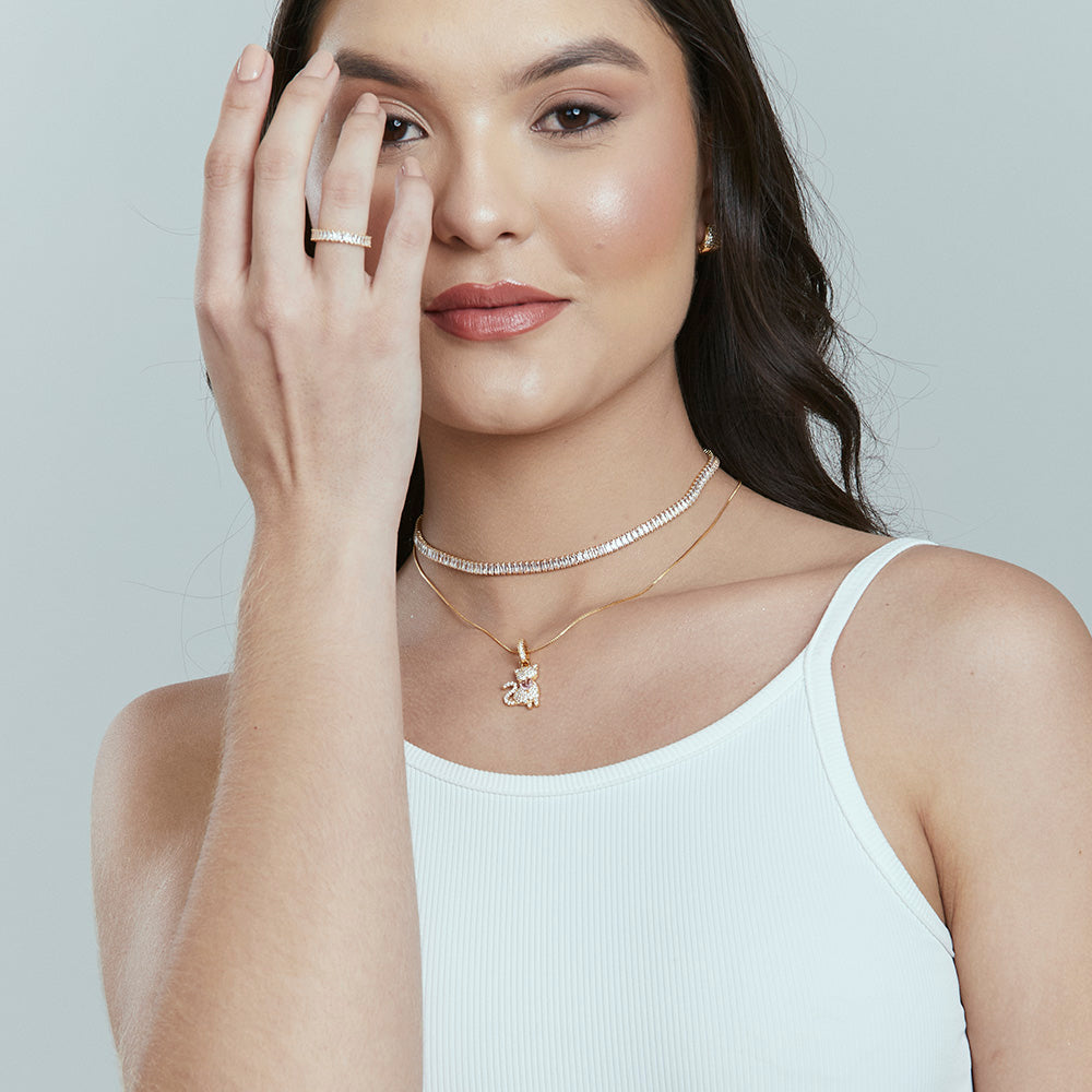 Anel Volta Cravejada Riviera Baguetes Banho Ouro 18k Zircônia