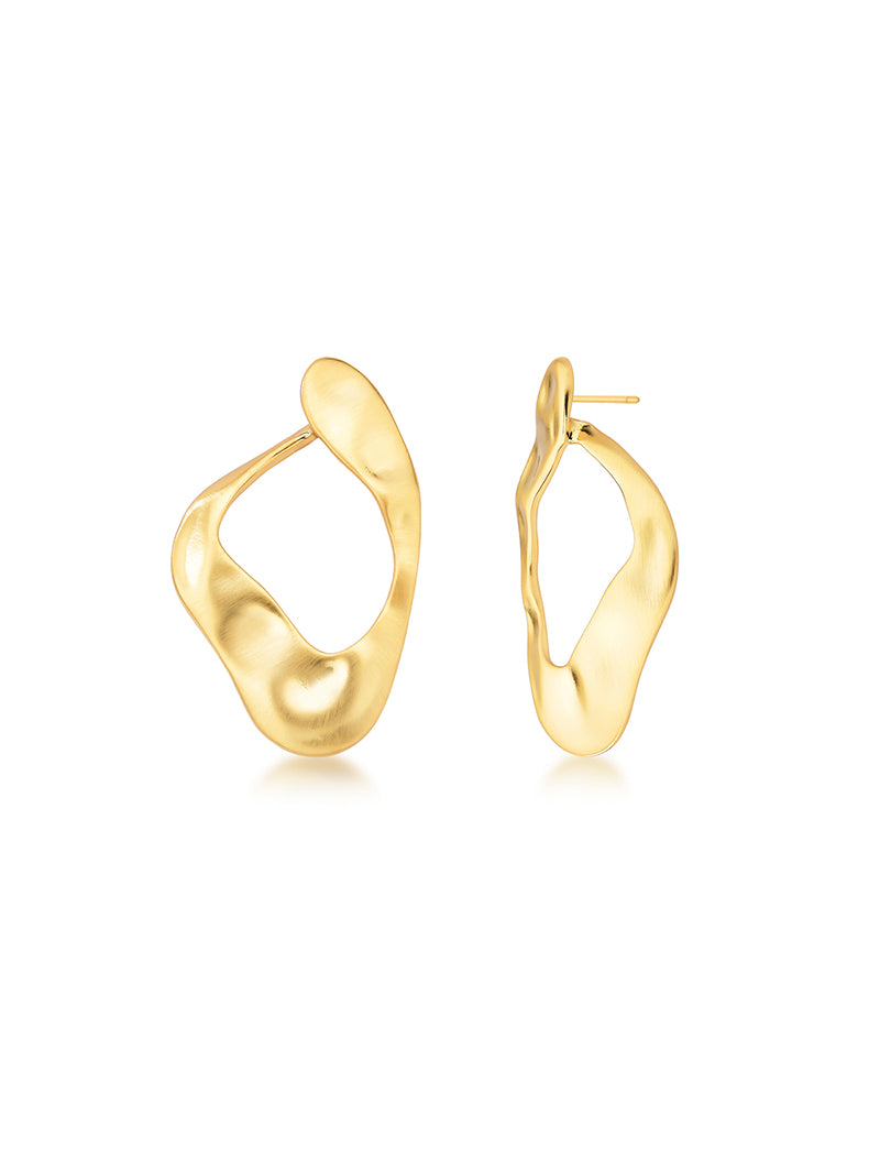 Brinco Oval Assimétrico Vazado Banho Ouro 18K Acetinado
