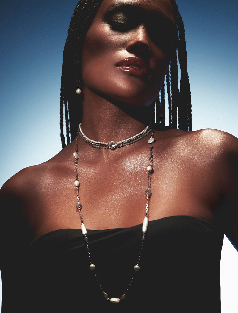 Colar Choker Luna 3 Fileiras Círculos Cravejado Banho Ródio Hematita Peróla Shell