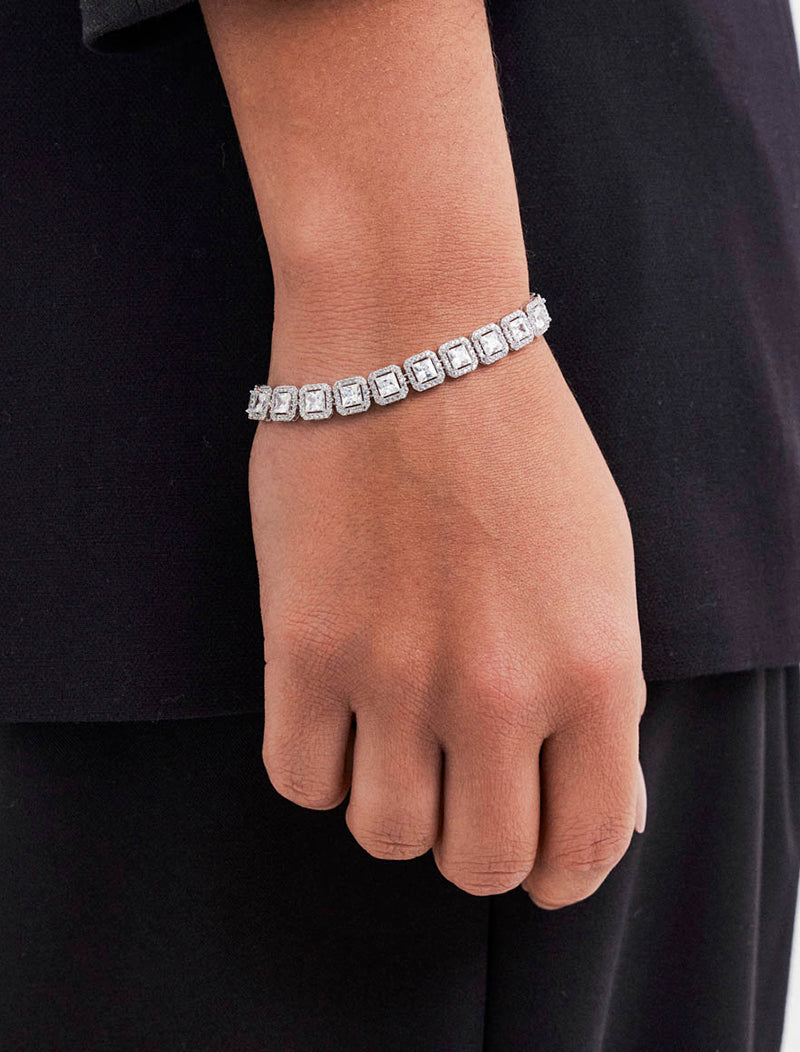 Pulseira Quadrada Cravejada Banho Ródio Cristal Zircônia