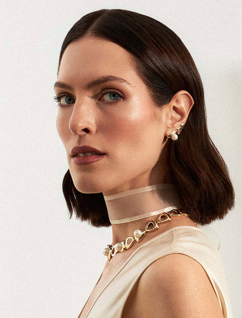 Brinco Earcuff Três Triângulos Banho Ouro 18k Pérola Shell