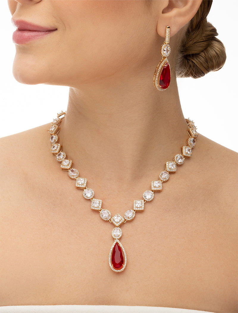 Conjunto Gota Formas Geométricas Cravejadas Banho Dourado Cristal