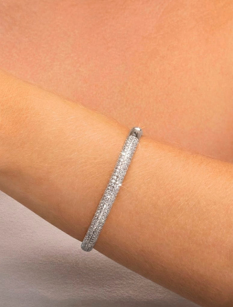 Pulseira Bracelete Abaulado Cravejado Banho Ródio Zircônia
