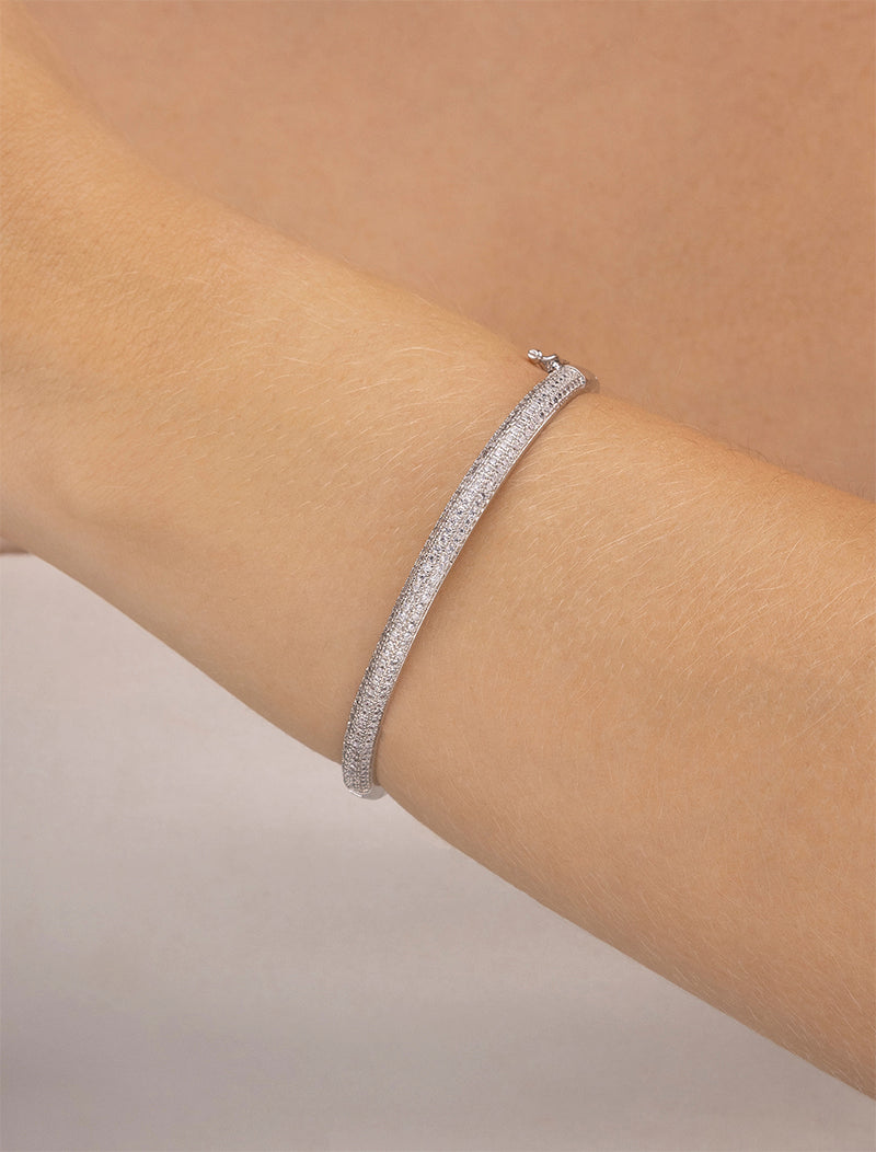 Pulseira Bracelete Meio Cravejado Banho Ródio Zircônia