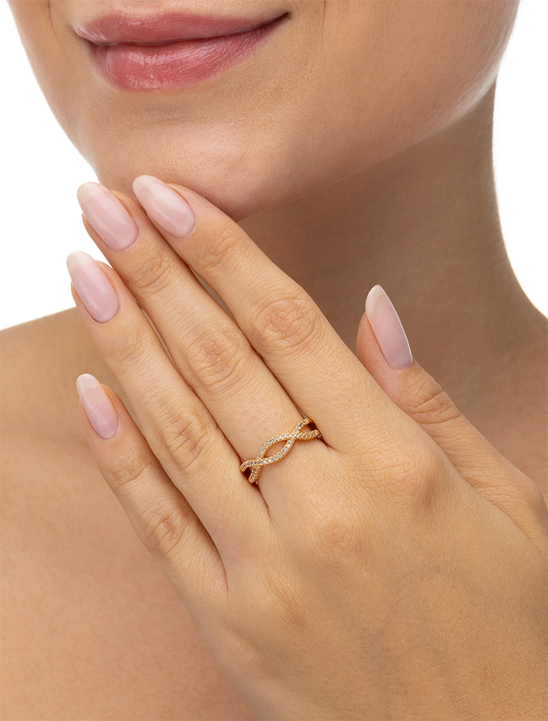 Anel Infinito Cravejado Banho Ouro 18K Zircônia
