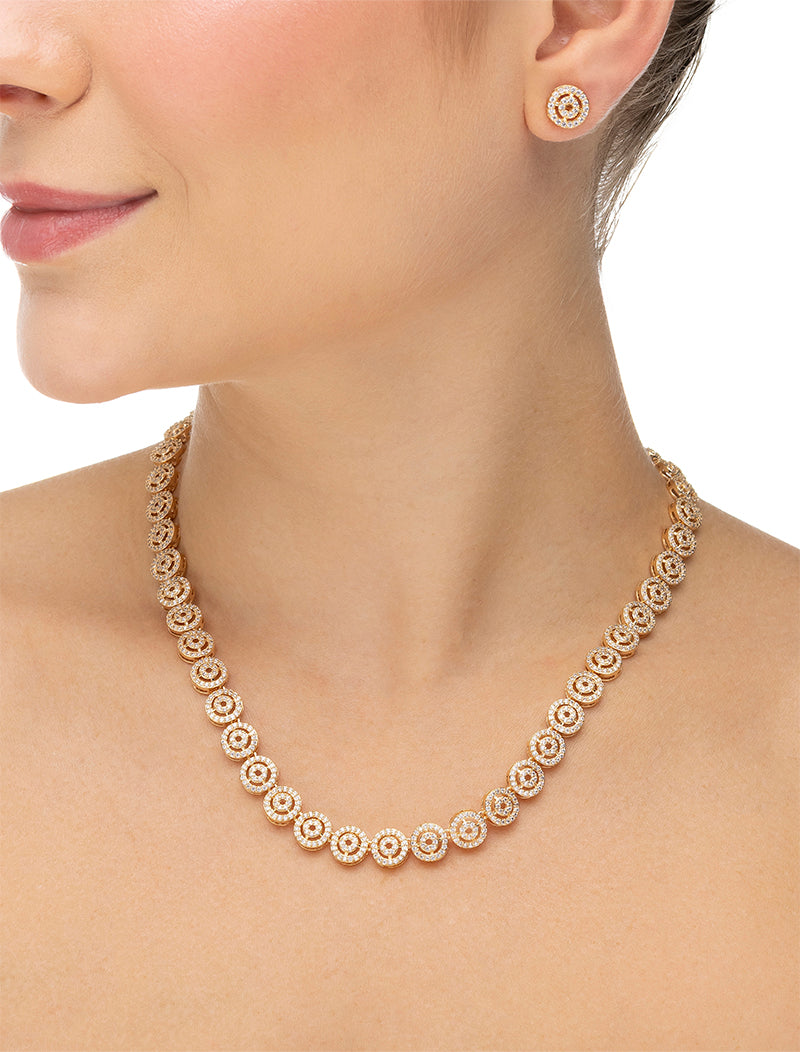 Conjunto Redondo Cravejado Banho Dourado Zircônia