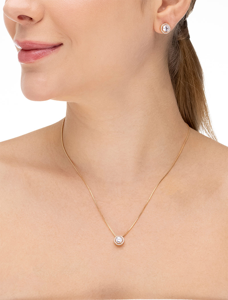 Conjunto Teen Redondo Cravejado Banho Ouro 18K Cristal e Zircônia
