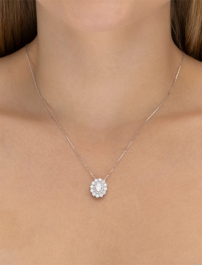 Colar Oval Cravejado 5.7MM Prata 925 Moissanite