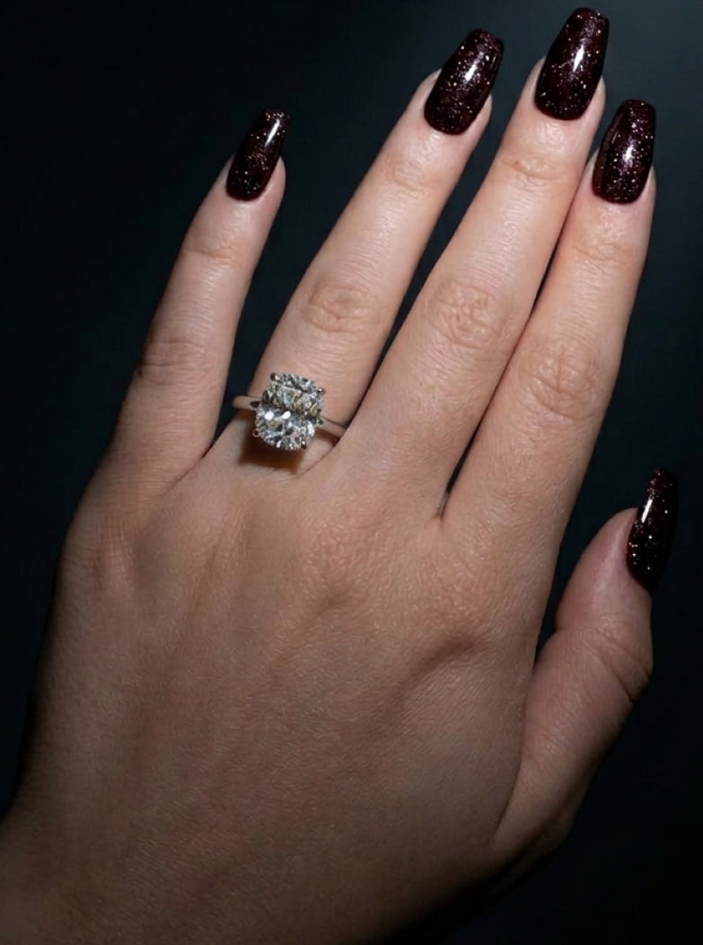Anel Oval Liso 9.11MM Prata 925 Moissanite