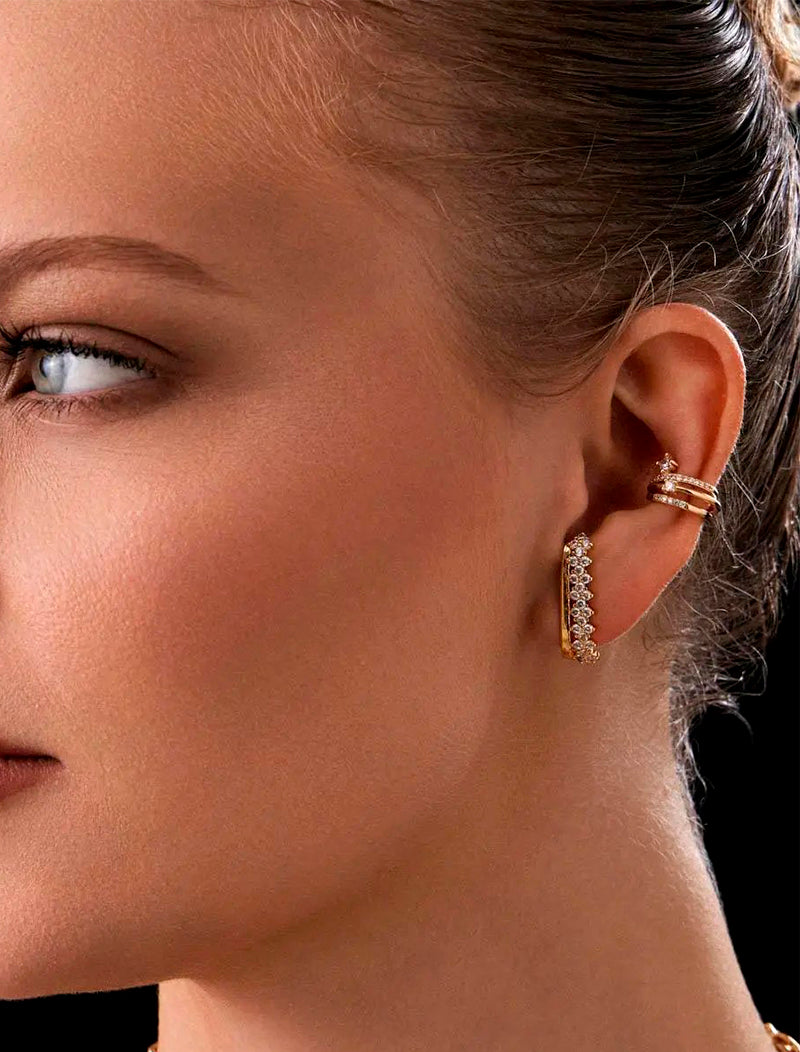 Brinco Piercing Fake Três Voltas com Fileira Cravejada Banho Ouro 18k Zircônia