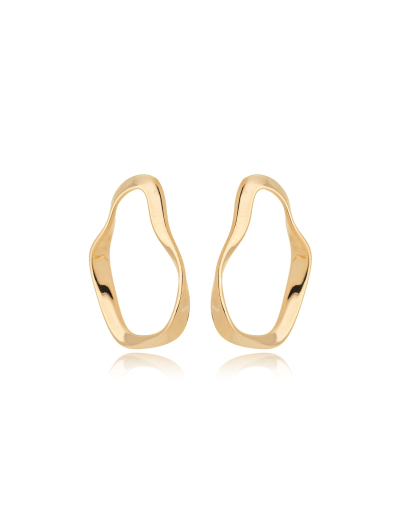 Brinco Orgânico Liso Vazado Banho Ouro 18k