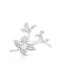 Broche Flor Cravejada Banho Ródio Pérola Shell Zircônia