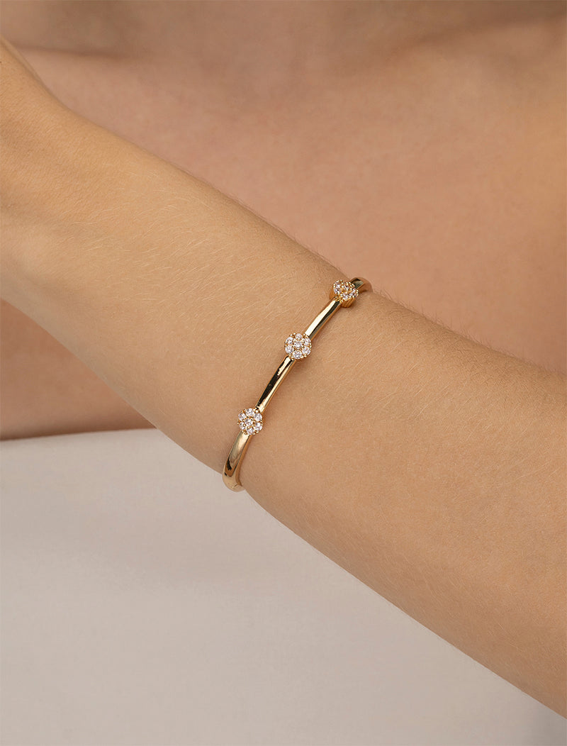 Pulseira Bracelete Flores Cravejadas Banho Dourado Zircônias
