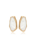 Brinco Oval Orgânico Banho Ouro 18K Madrepérola