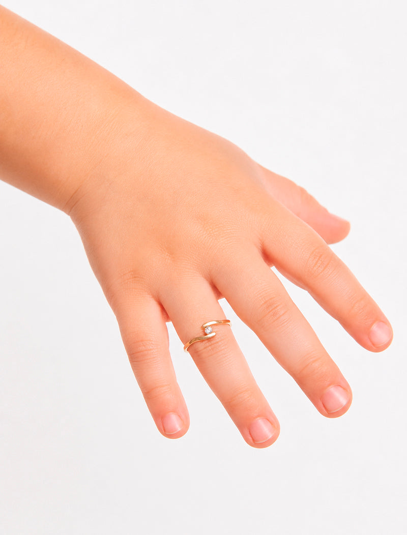 Anel Infantil Solitário Voltas Banho Ouro 18k