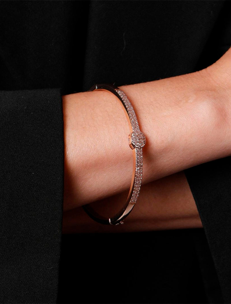 Pulseira Bracelete Detalhe Círculo Cravejado Banho Dourado Zircônia