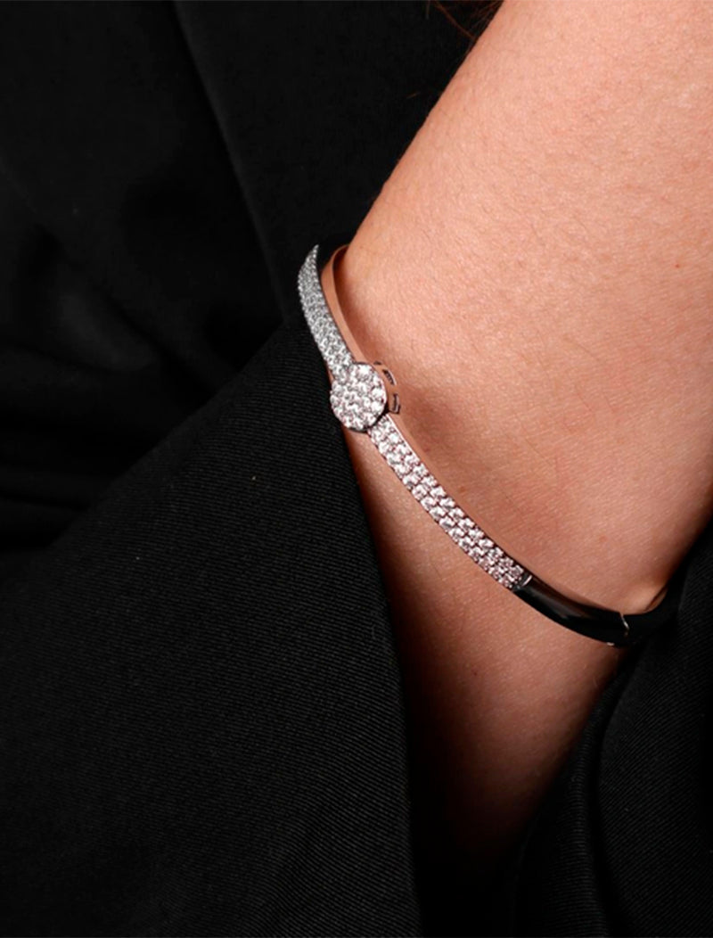 Pulseira Bracelete Detalhe Círculo Cravejado Banho Prateado Zircônia