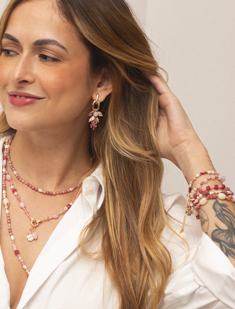 Pulseira Peony Duas Voltas Trevo Cravejado Banho Ouro 18k Quarzto Rosa Rodonita