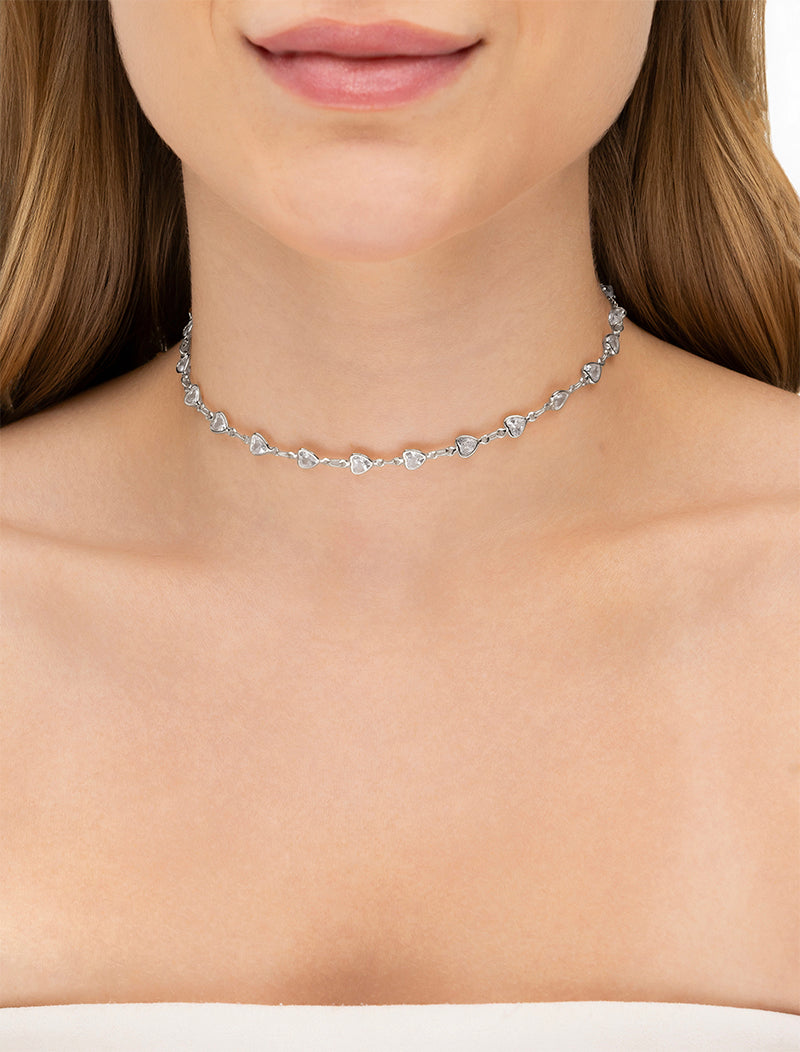 Colar Choker Delicado Corações Banho Ródio Cristal