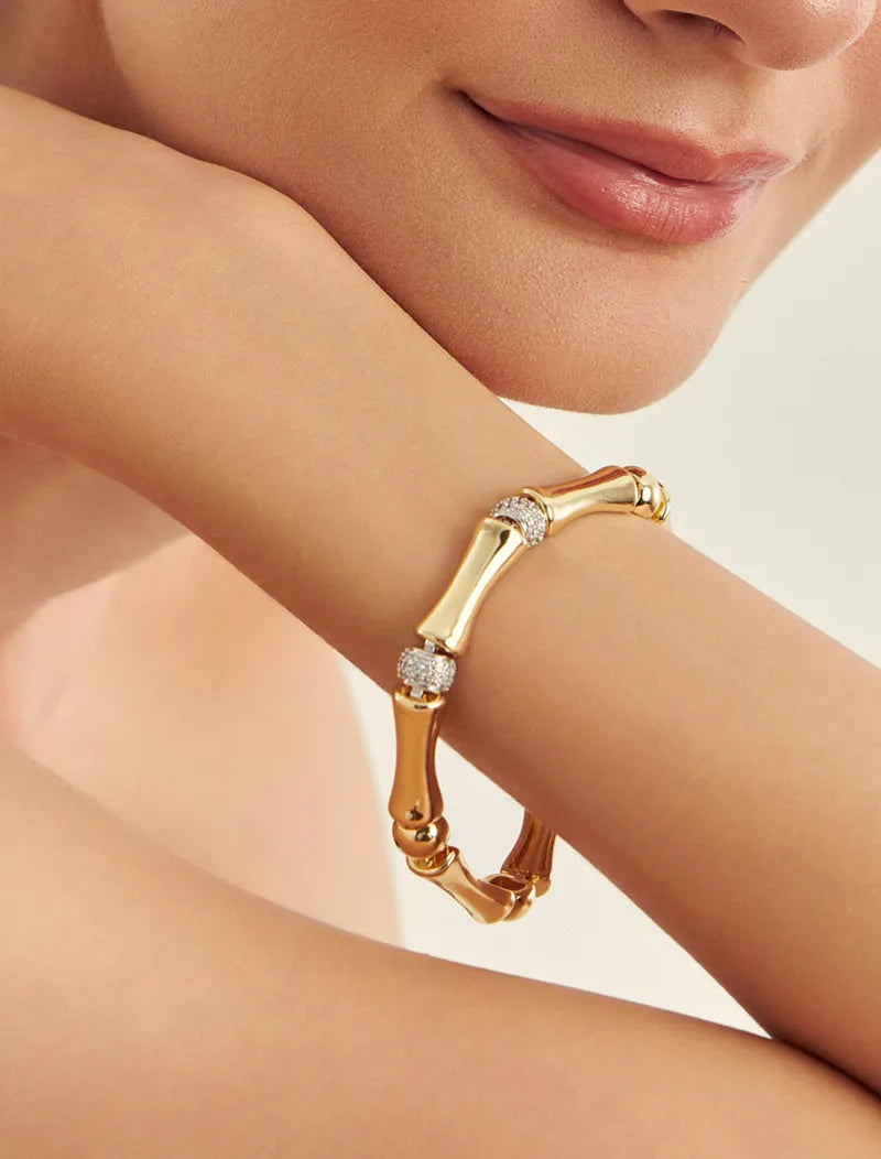 Pulseira Bambu Entremeio Bolinhas Cravejadas Banho Ouro 18k