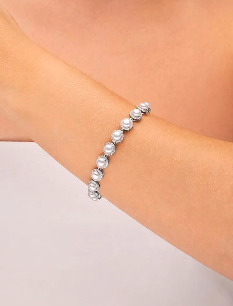 Pulseira Redonda Volta Cravejada Pérola Banho Prateado Pérola Shell