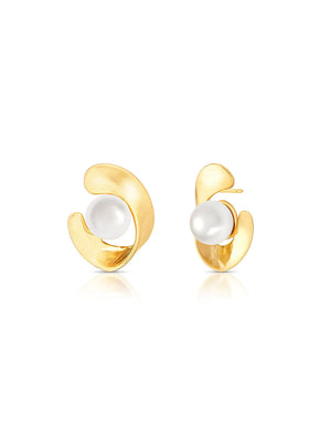 Brinco Torcido Fosco Pérola Shell Banho Ouro 18k