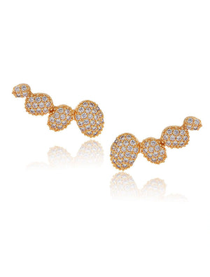 Brinco Oval Cravejado Banho Dourado Zircônias